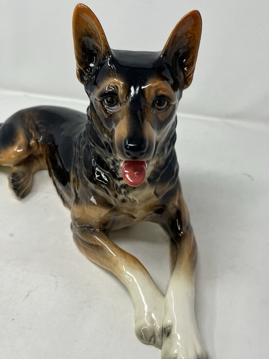 Vtg MINT Goebel W.Germany Porcelain German Shepherd Large 17 X 8.5 30027-35 - Picture 2 of 13